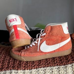 Nike Mid Suede Orange Blazers